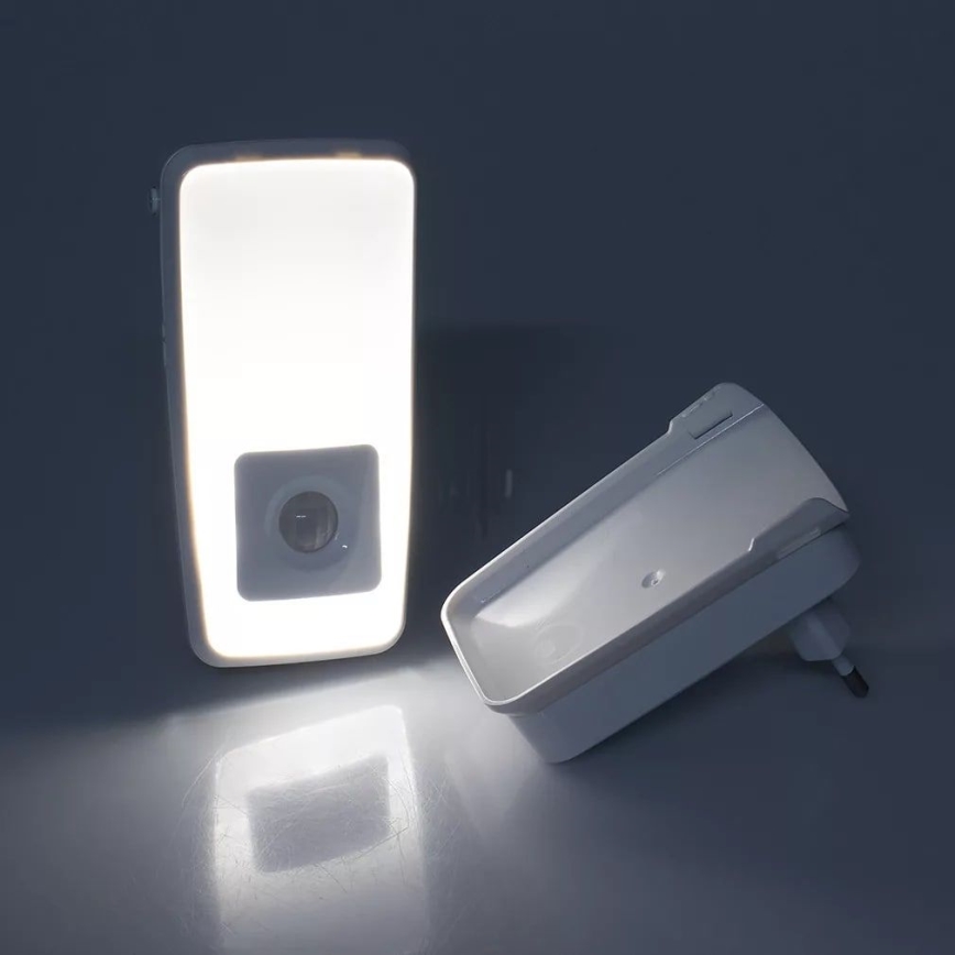 Ledvance - Lámpara de orientación LED con sensor LUNETTA LED/2W/230V