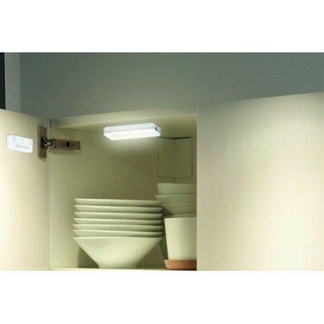 LED Iluminación de armario LED/0,5W/2xAAA