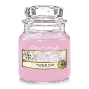 Yankee Candle - Vela perfumada SNOWFLAKE KISSES pequeño 104g 20-30 horas